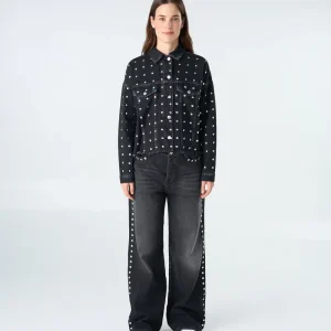Chaqueta Con Tachuelas Grandes