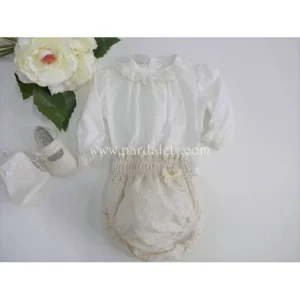 Blusa beig con culote organza circulos